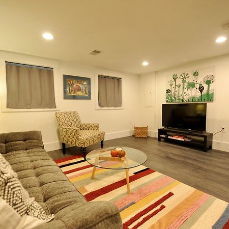 Cherry Blossom Townhouse, Easy Dc Access Washington Exterior foto